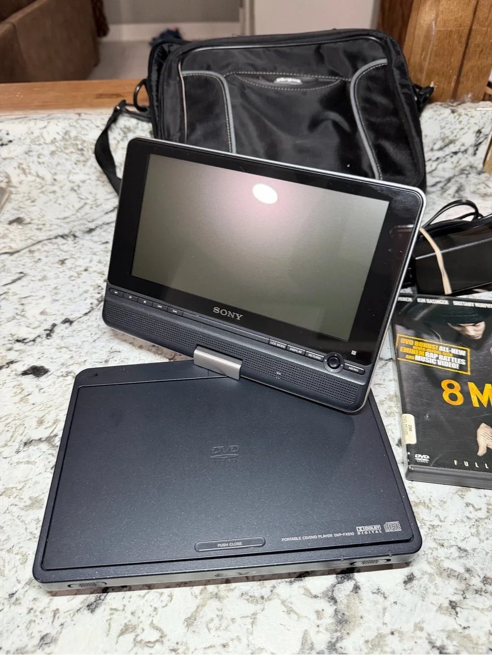 Sony DVP-FX810 Portable DVD Player